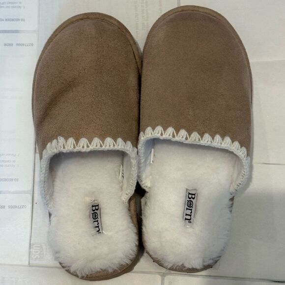 NWOT/NWOB Born Slippers - Women's Size S (5-6) or XL (11-12) - Tan, Faux Suede - Picture 8 of 10